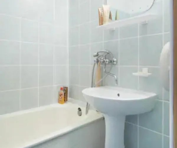 Homestay Private In A Three Free Parking Feel Like At *